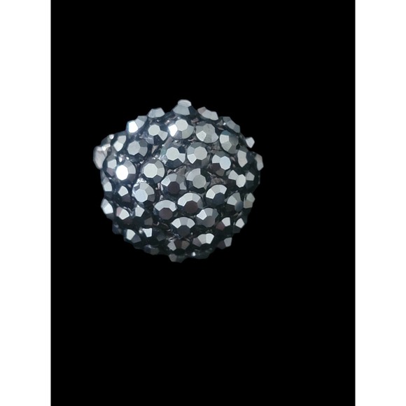 Vintage Pave Rhinestone Clip on Earrings Signed Made in USA - Picture 7 of 11